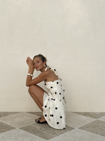 Zoë Pastelle Holthuizen