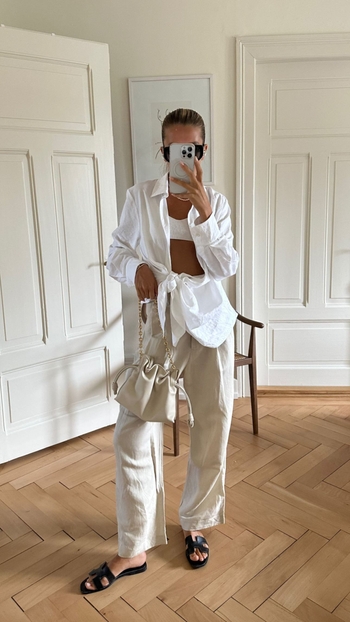 Zoë Pastelle Holthuizen