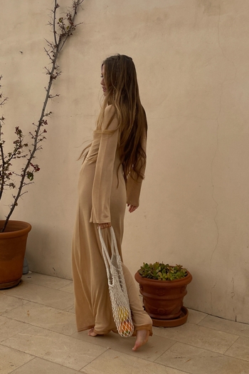 Zoë Pastelle Holthuizen