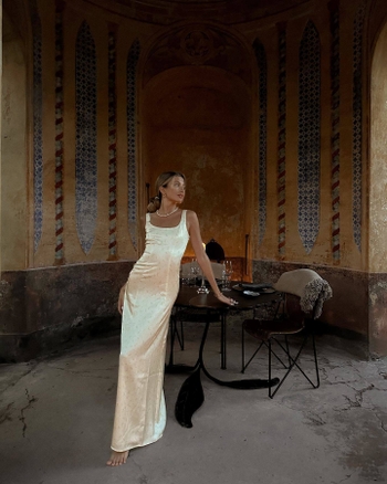 Zoë Pastelle Holthuizen