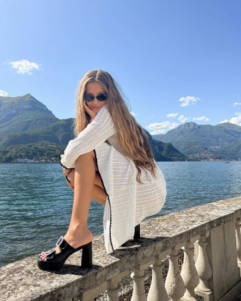 Zoë Pastelle Holthuizen