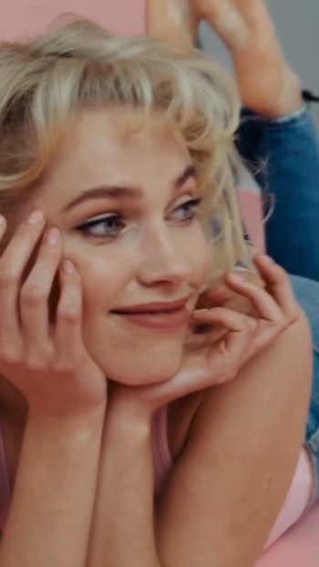 Thea Sofie Loch Næss