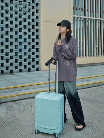 Yinglu Wang