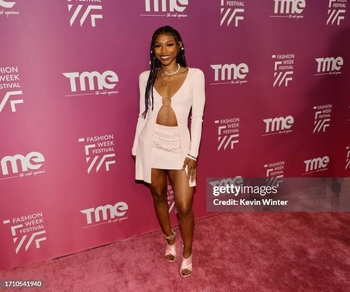 Nia Dennis