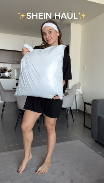 Adriana Kadar