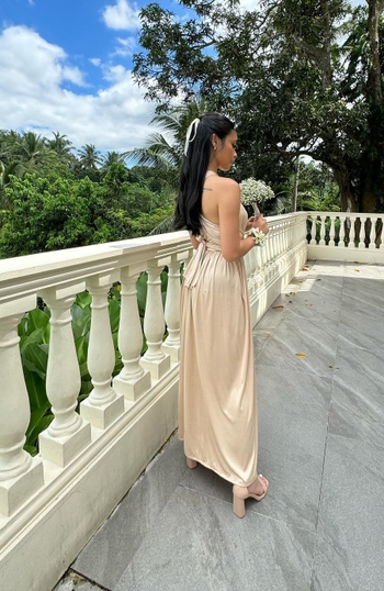 Crystal Paras