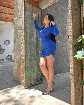 Gladys Flores