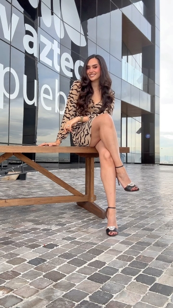 Gladys Flores