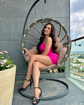 Gladys Flores