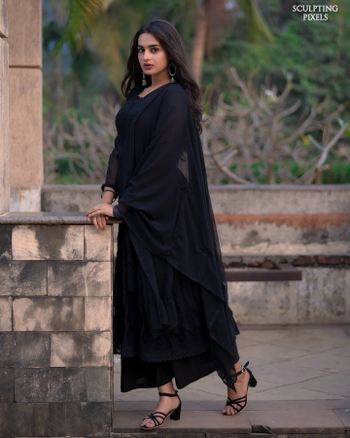 Ayesha Khan