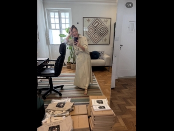  alt="Julia Almeida"