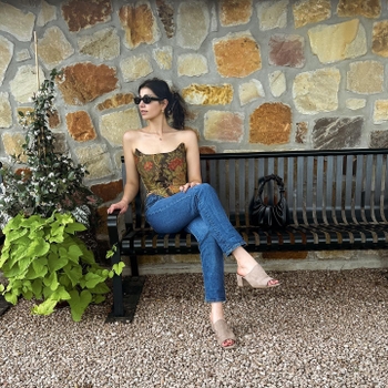 Ava Ticotin