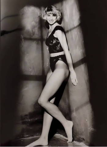 Lorraine Brett