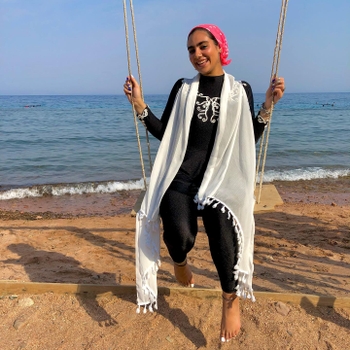 Amira