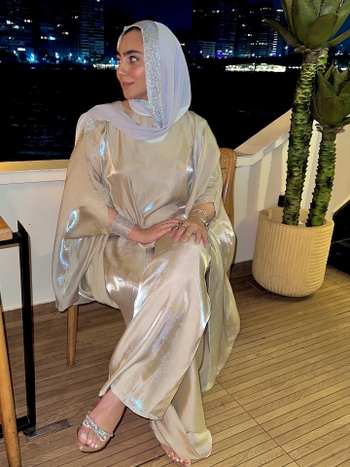 Amira