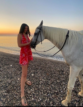 Ela Yörüklü