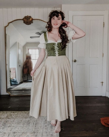 Rachel Maksy