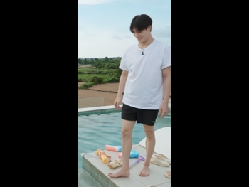  alt="Jeno"
