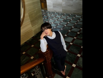 alt="Jeno"