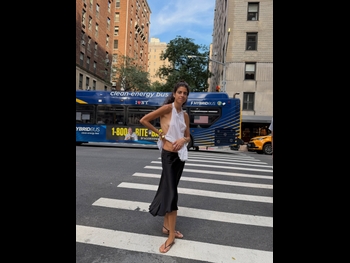  alt="Leandra Medine"