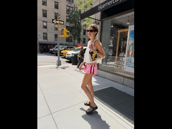 alt="Leandra Medine"