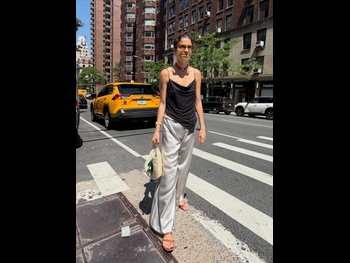  alt="Leandra Medine"
