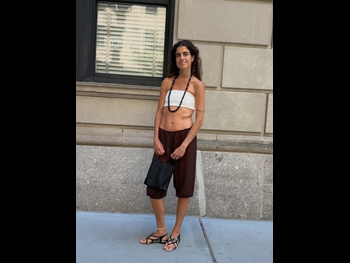  alt="Leandra Medine"
