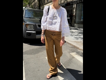  alt="Leandra Medine"