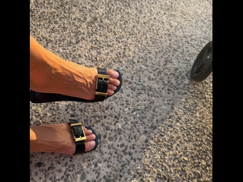  alt="Leandra Medine"