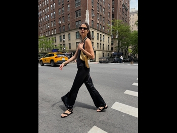  alt="Leandra Medine"