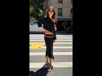  alt="Leandra Medine"