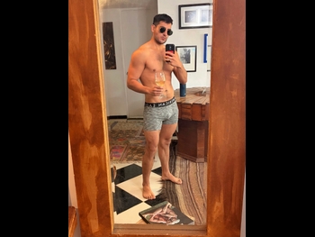  alt="Leon Andre"