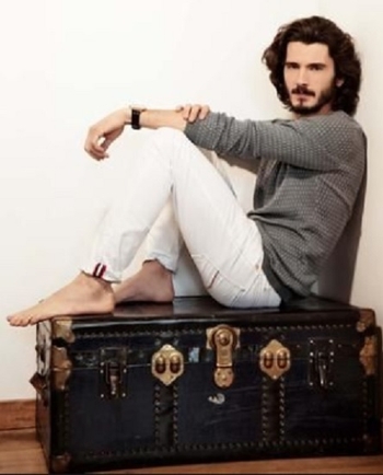 Yon González