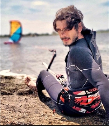 Yon González