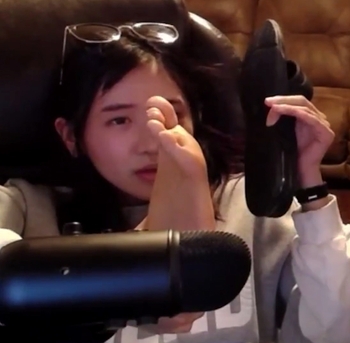 Yoo 'Jinnytty' Yoonjin
