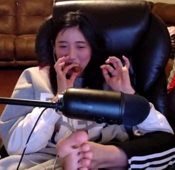 Yoo 'Jinnytty' Yoonjin
