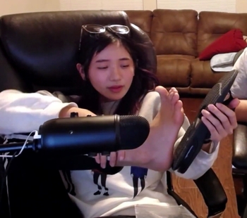 Yoo 'Jinnytty' Yoonjin