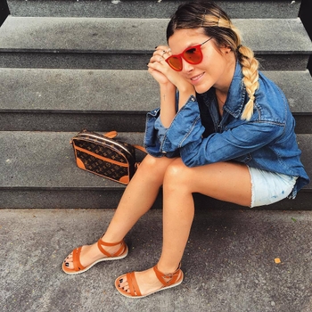 Júlia Faria