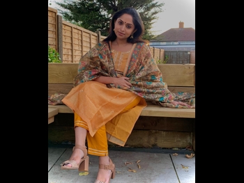  alt="Anusha"