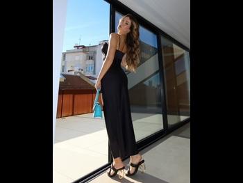  alt="Bruna Gomes"