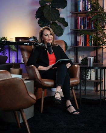 María Elena Salinas