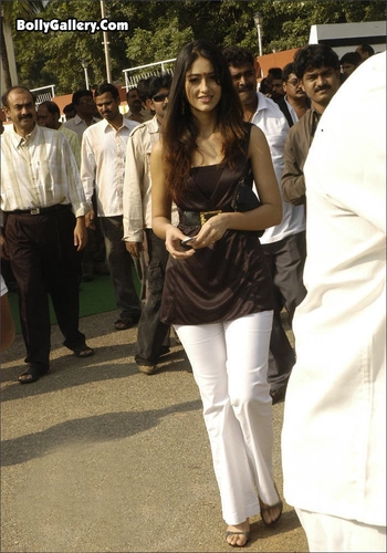 Ileana D'Cruz