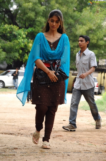 Ileana D'Cruz