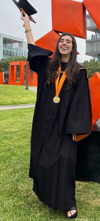 Matilde León