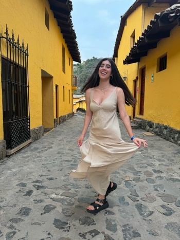 Matilde León
