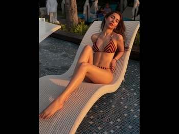  alt="Zara Khan"