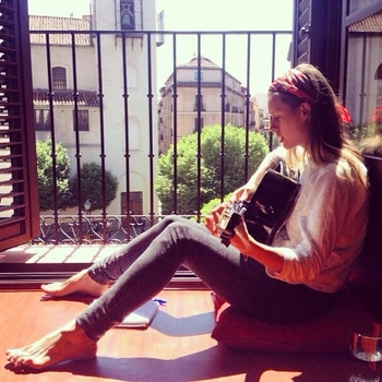 Manuela Vellés