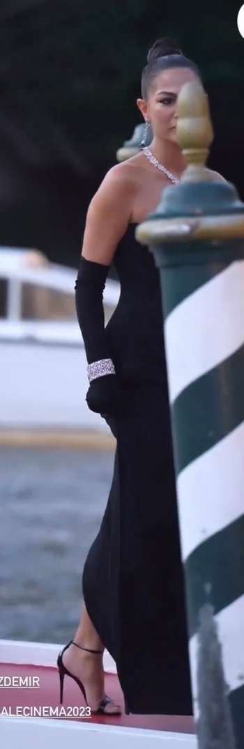 Demet Özdemir
