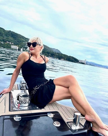 Bára Nesvadbová
