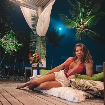 Thaís Bianca